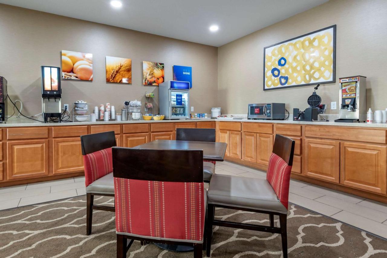 Comfort Inn Apalachin - Binghamton W Route 17 Zewnętrze zdjęcie